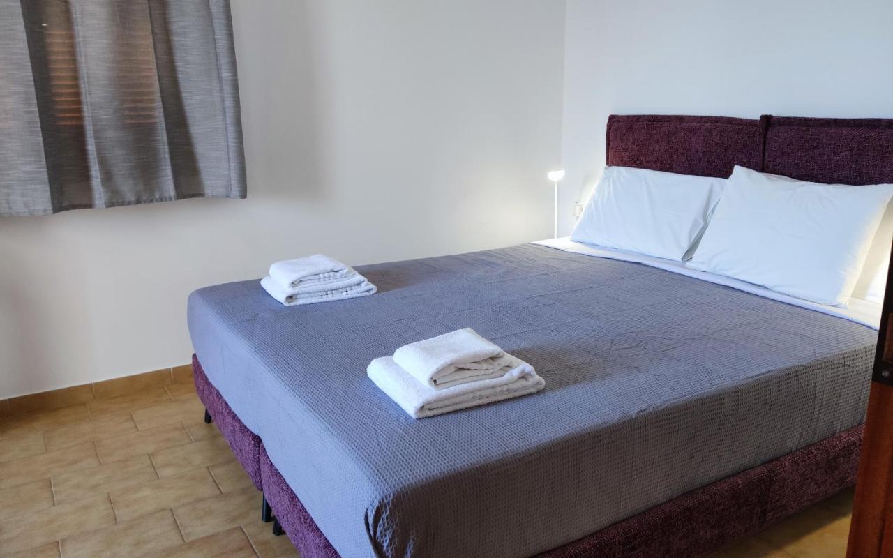 Maria Apartments Pefki Eksteriør billede
